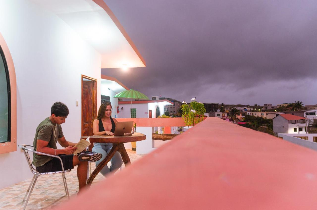 Hotel Casa De Nelly Puerto Baquerizo Moreno Exteriér fotografie