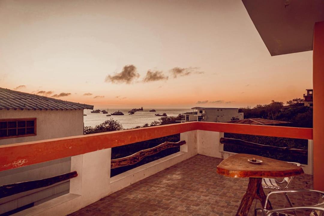 Hotel Casa De Nelly Puerto Baquerizo Moreno Exteriér fotografie