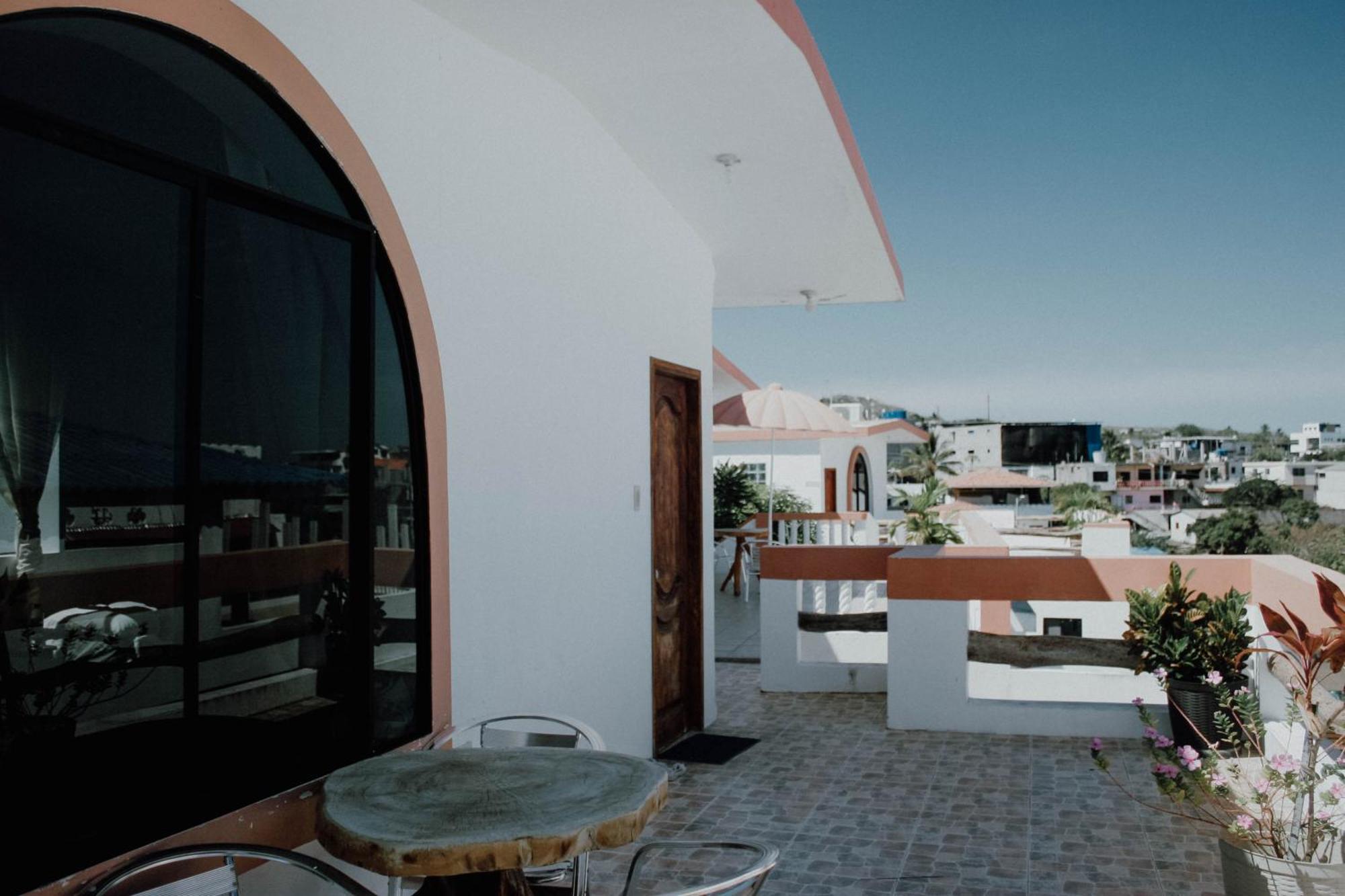 Hotel Casa De Nelly Puerto Baquerizo Moreno Exteriér fotografie